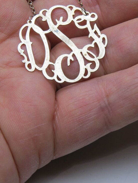 Mikeadam Jewelry - 14k Initial D-S-F Nameplate